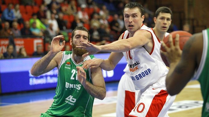 Pavel HOUŠKA