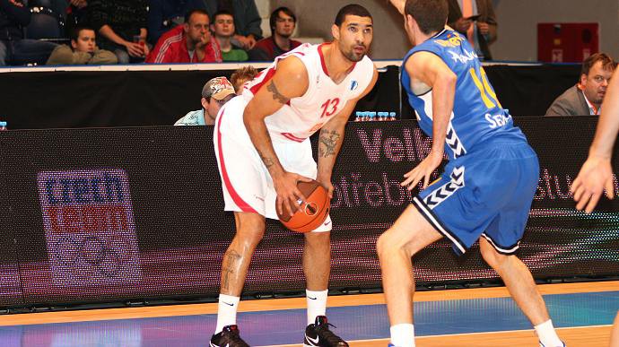 Chester Tre SIMMONS