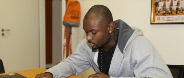 THOMAS MASSAMBA A MARTIN KŘÍŽ