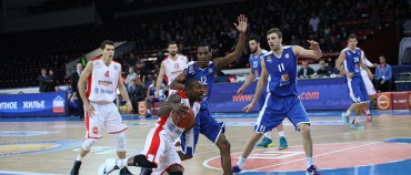 POSTUP SE VZDALUJE