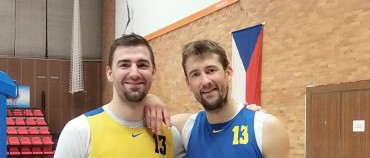 JEDNA NA JEDNA S BRÁCHOU - NE