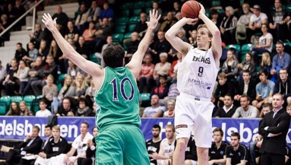 VE FIBA EC JDEME NA BAKKEN BEARS