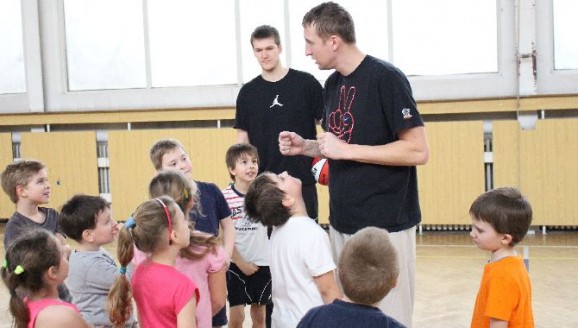 BASKETBALOVÉ DRUŽINY V NBK