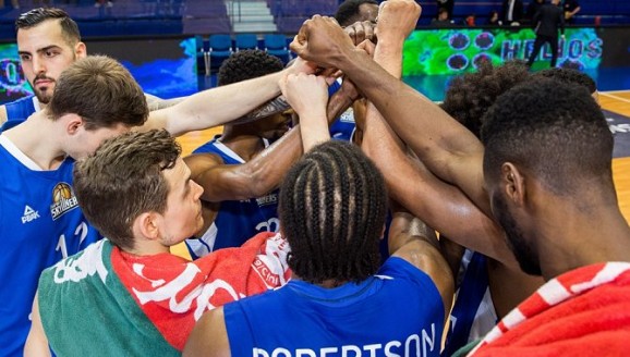 PROTI VÍTĚZI FIBA EUROPE CUPu